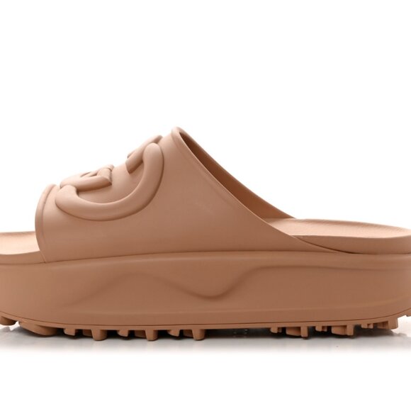 Auth New in Box Gucci Interlocking G Platform Soft Rubber Slide Sandals - Picture 7 of 8